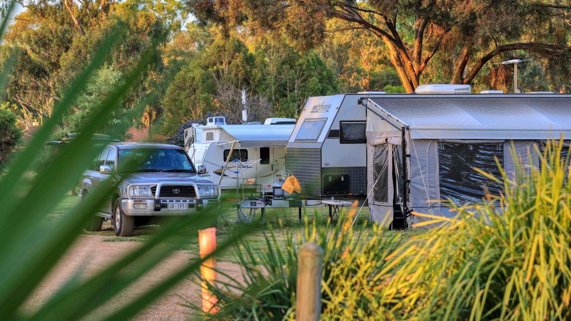 Yarrawonga Riverlands Tourist Park Pokoj fotografie